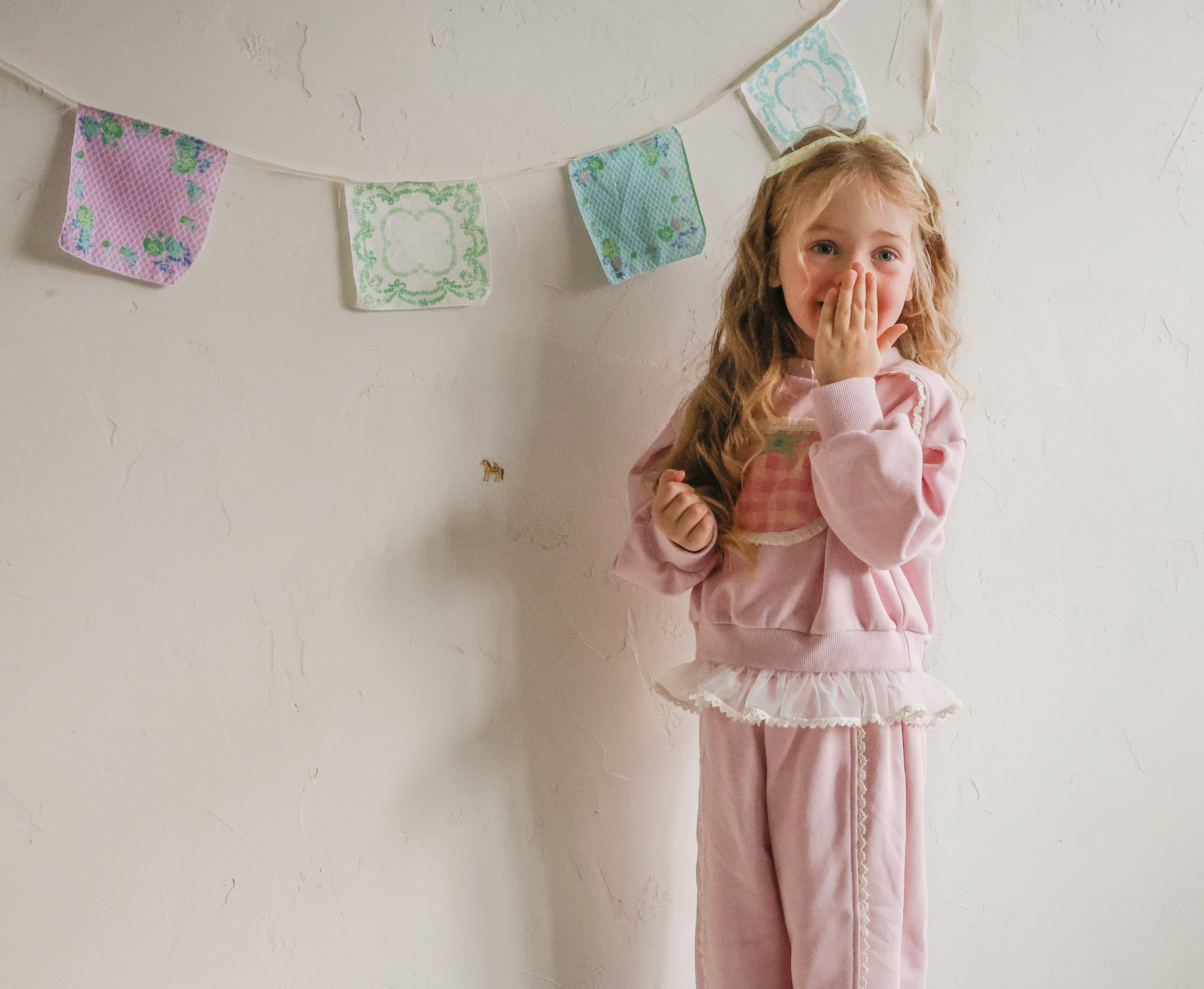 Tomato Sweatshirt Pink