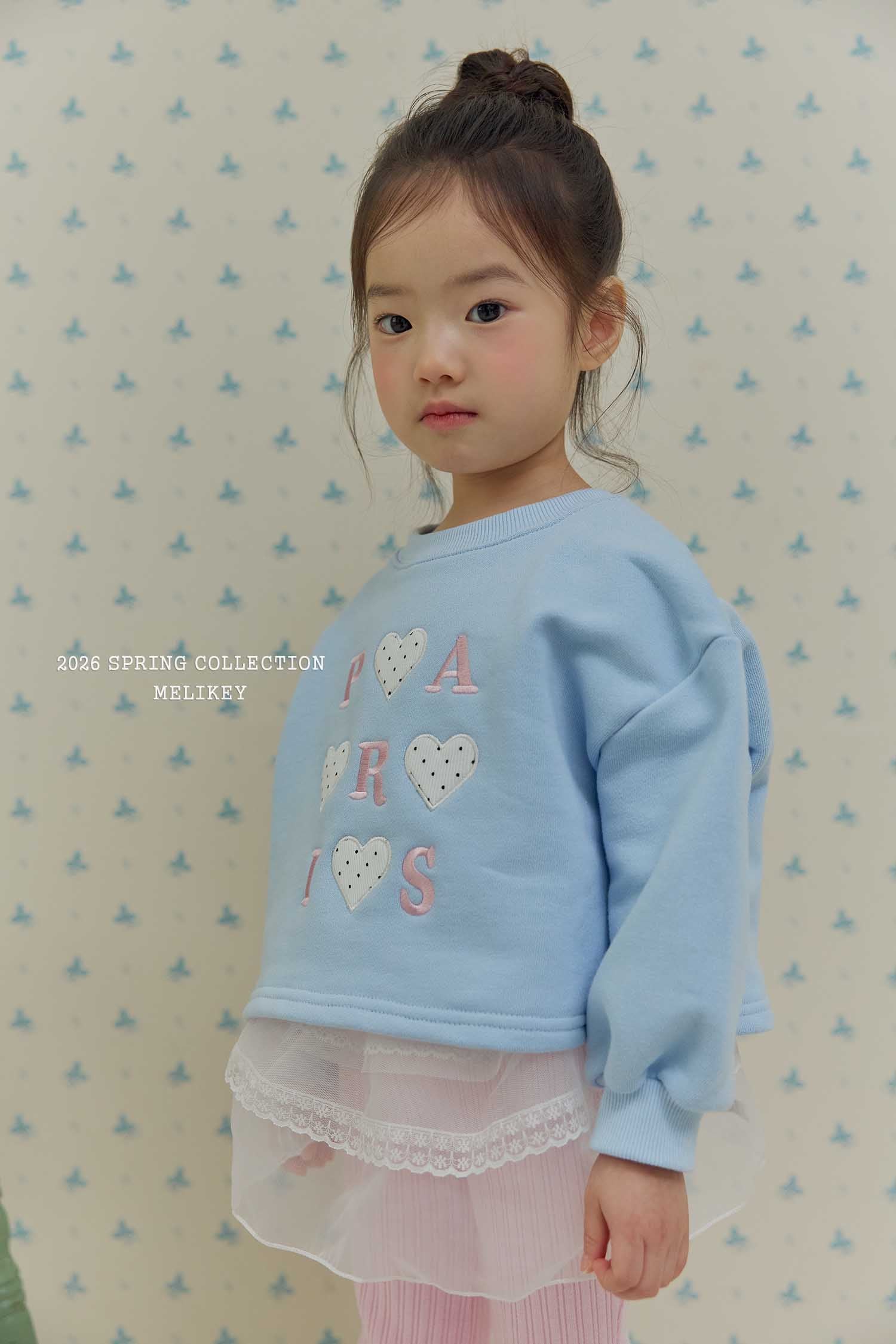 Paris Heart Sweatshirt Sky Blue