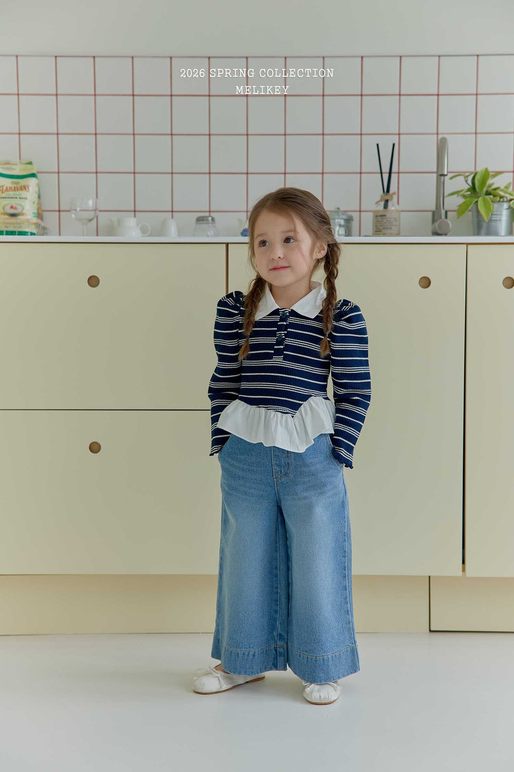 Diagonal Frill Collar Top Navy