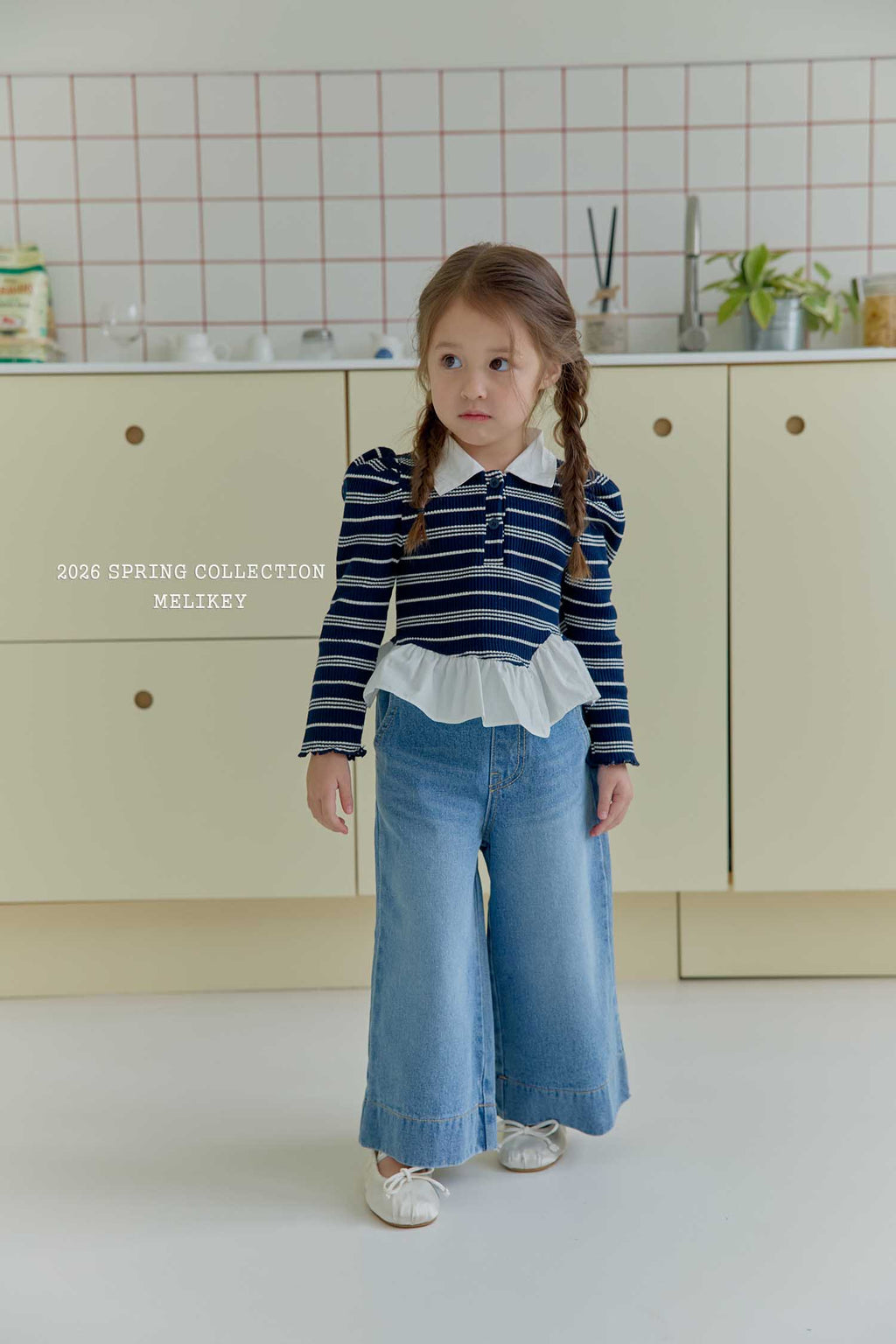 Diagonal Frill Collar Top Navy