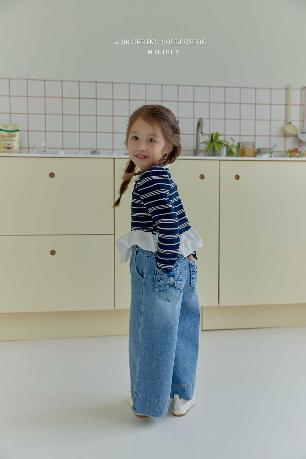 Diagonal Frill Collar Top Navy